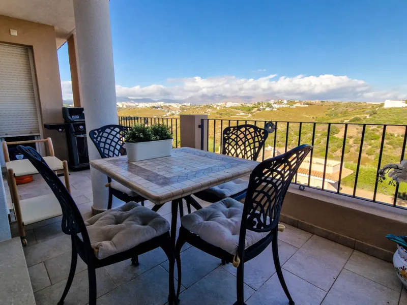 Apartment - Penthouse в продаже в Manilva, Málaga. В доме 3 спален и 2 ванных комнат. Площадь дома 154 м²