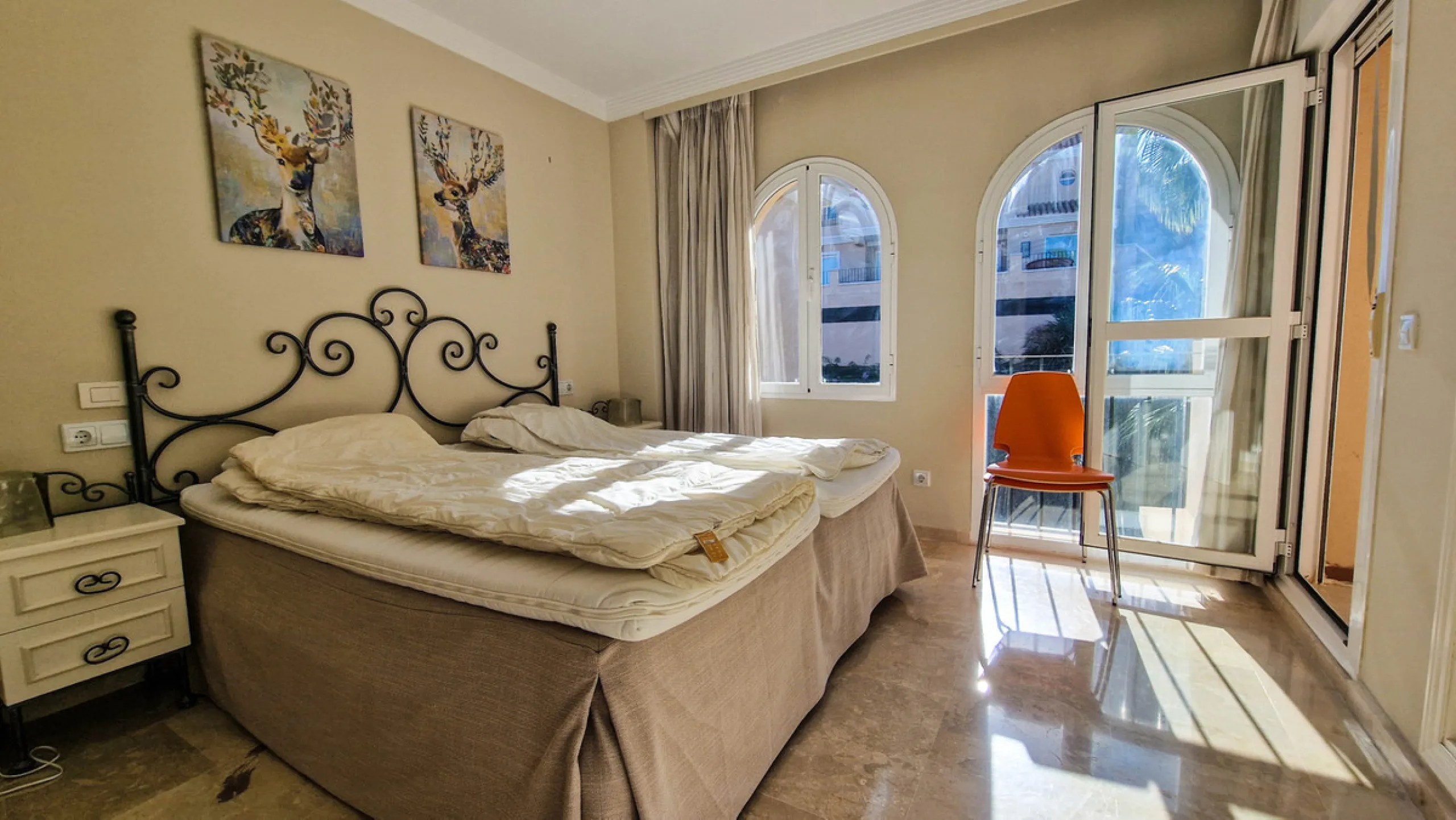 Apartment - Penthouse в продаже в Manilva, Málaga. В доме 3 спален и 2 ванных комнат. Площадь дома 154 м²