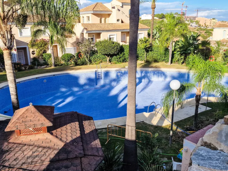Apartment - Penthouse в продаже в Manilva, Málaga. В доме 3 спален и 2 ванных комнат. Площадь дома 154 м²