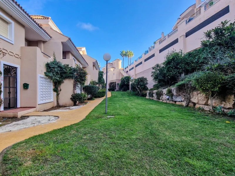 Apartment - Penthouse в продаже в Manilva, Málaga. В доме 3 спален и 2 ванных комнат. Площадь дома 154 м²