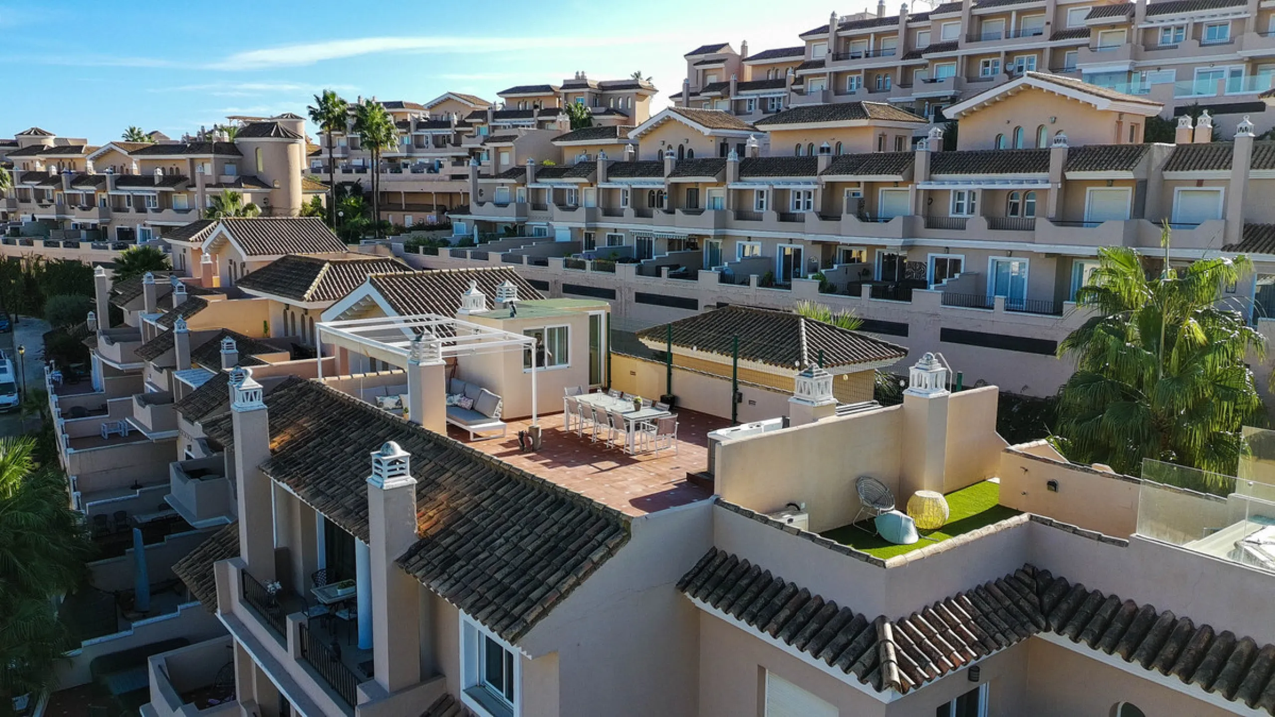 Apartment - Penthouse в продаже в Manilva, Málaga. В доме 3 спален и 2 ванных комнат. Площадь дома 154 м²
