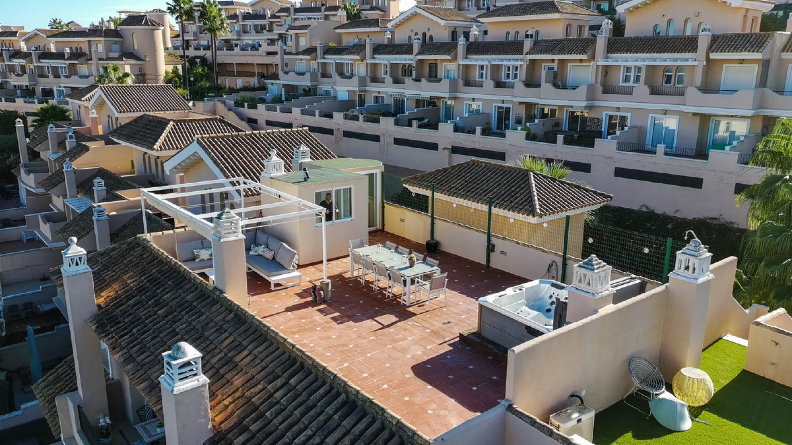 Apartment - Penthouse в продаже в Manilva, Málaga. В доме 3 спален и 2 ванных комнат. Площадь дома 154 м²