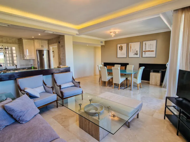 Apartment - Penthouse в продаже в Manilva, Málaga. В доме 3 спален и 2 ванных комнат. Площадь дома 154 м²