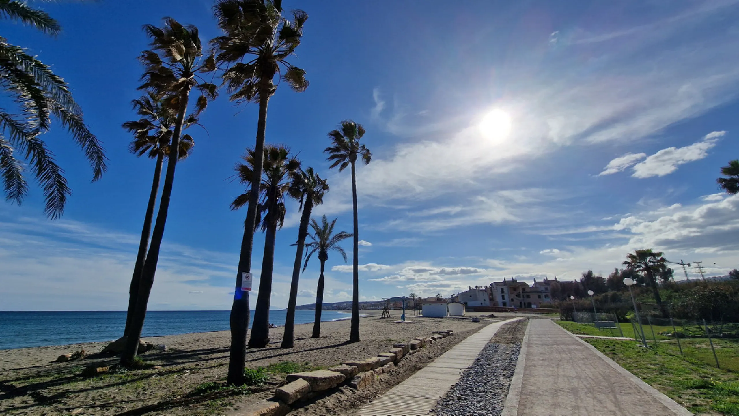 Apartment - Penthouse в продаже в Manilva, Málaga. В доме 3 спален и 2 ванных комнат. Площадь дома 154 м²