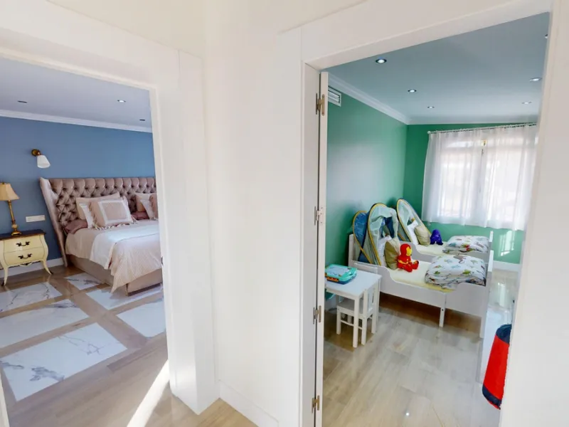 Independent house, Caleta de Vélez boasts of being the most important fishing port in the province of Malaga. You can walk along the pier and see how the fishermen prepare their fising nets and, at dawn, enjoy watching the fishing boats come in to arrive 