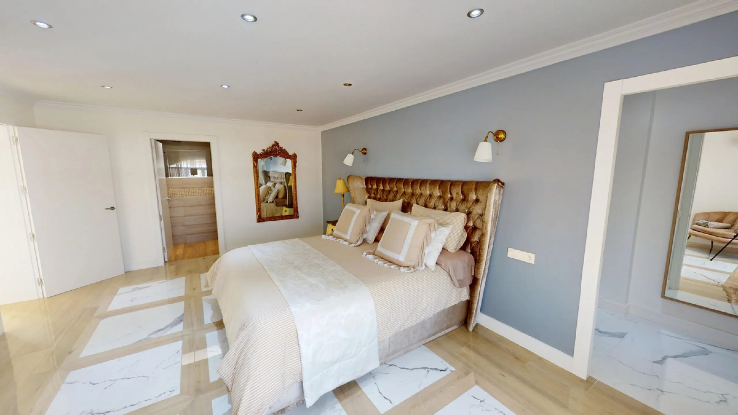 Independent house, Caleta de Vélez boasts of being the most important fishing port in the province of Malaga. You can walk along the pier and see how the fishermen prepare their fising nets and, at dawn, enjoy watching the fishing boats come in to arrive 