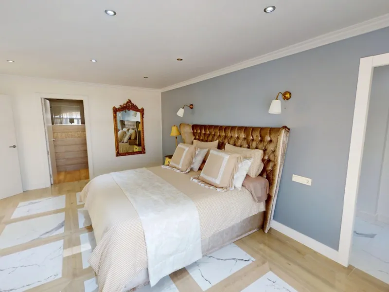 Independent house, Caleta de Vélez boasts of being the most important fishing port in the province of Malaga. You can walk along the pier and see how the fishermen prepare their fising nets and, at dawn, enjoy watching the fishing boats come in to arrive 