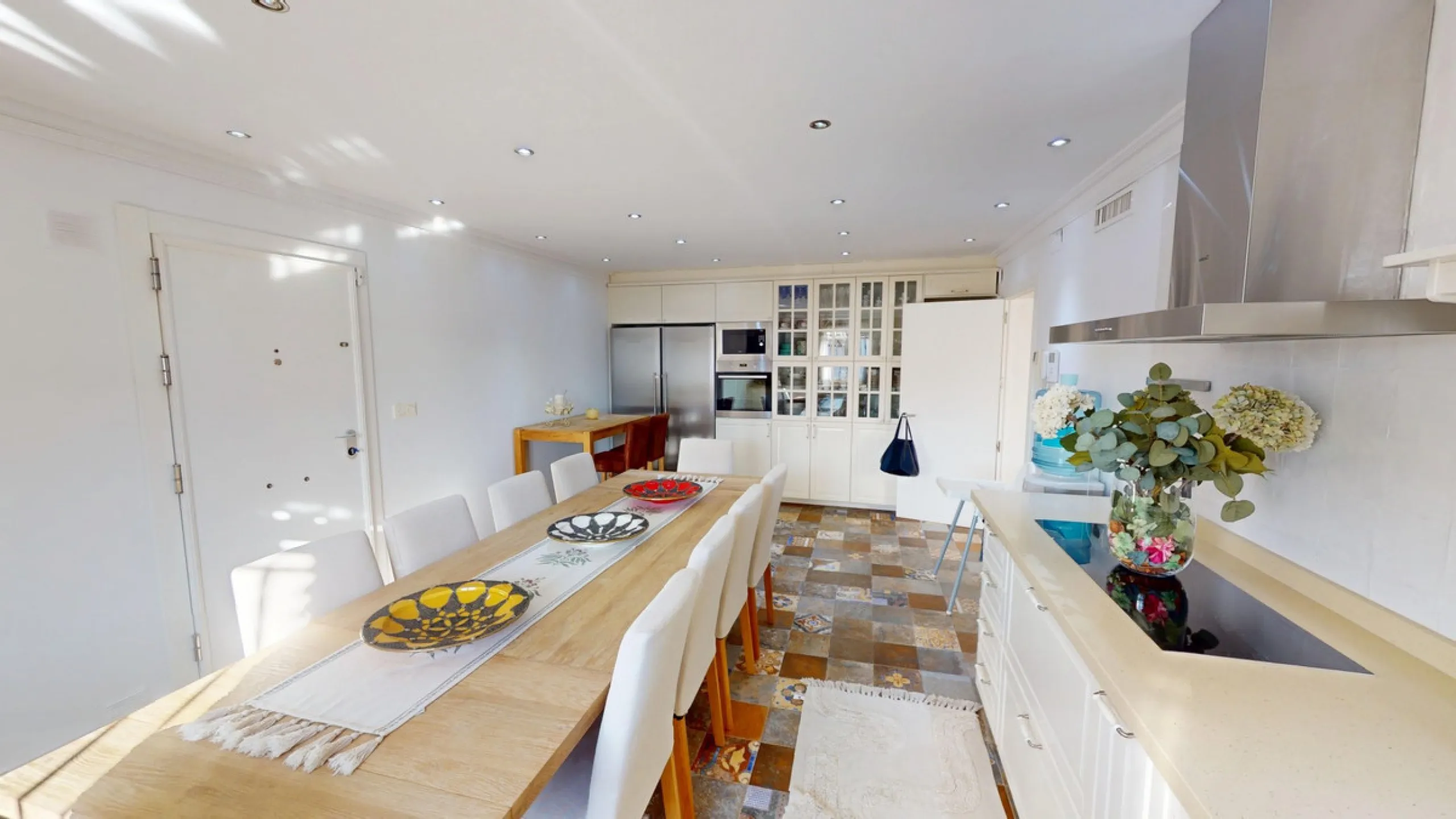 Independent house, Caleta de Vélez boasts of being the most important fishing port in the province of Malaga. You can walk along the pier and see how the fishermen prepare their fising nets and, at dawn, enjoy watching the fishing boats come in to arrive 