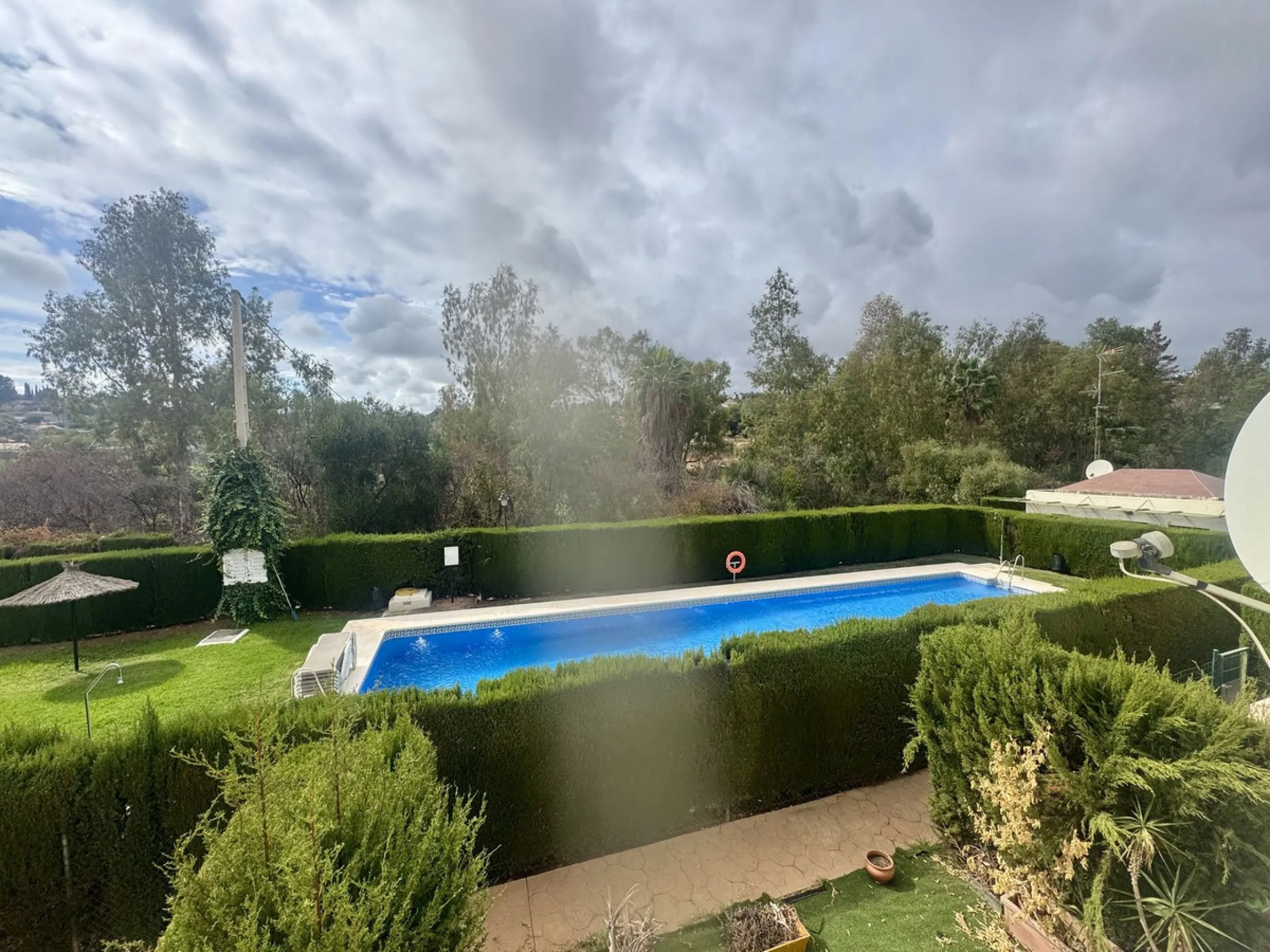 House - Townhouse в продаже в Marbella, Málaga. В доме 3 спален и 3 ванных комнат. Площадь дома 141 м²