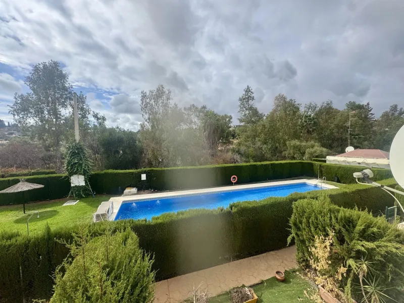 House - Townhouse в продаже в Marbella, Málaga. В доме 3 спален и 3 ванных комнат. Площадь дома 141 м²