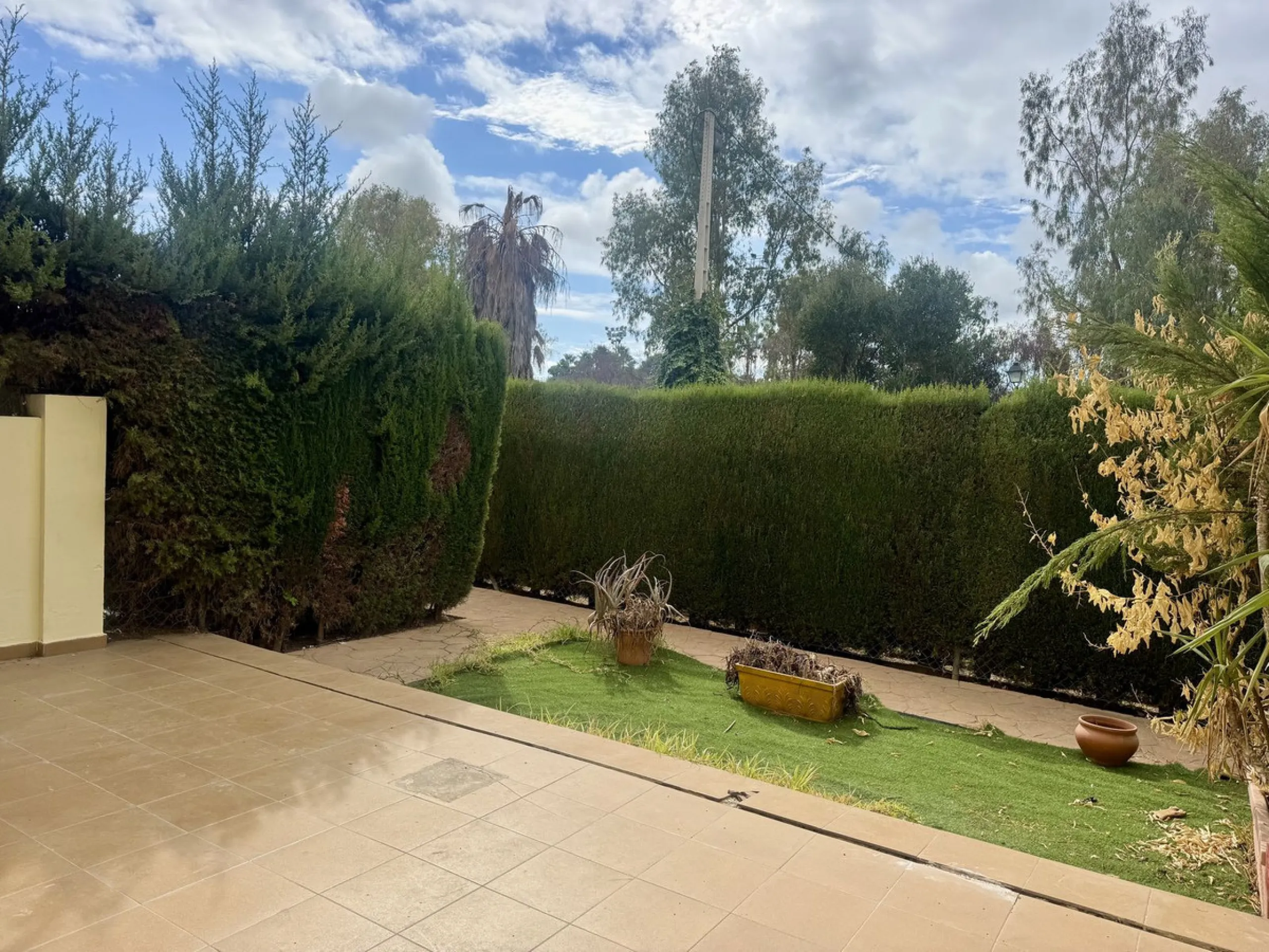 House - Townhouse в продаже в Marbella, Málaga. В доме 3 спален и 3 ванных комнат. Площадь дома 141 м²