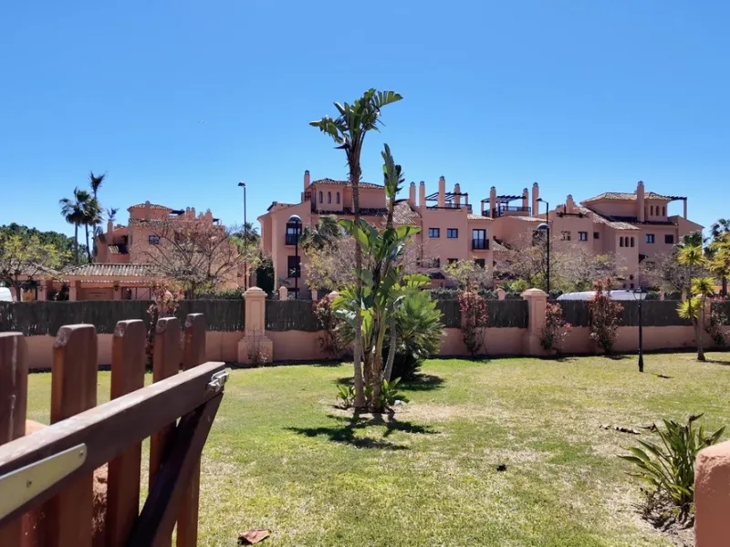 Großzügige 3-Zimmer-Erdgeschosswohnung in Hacienda del Sol