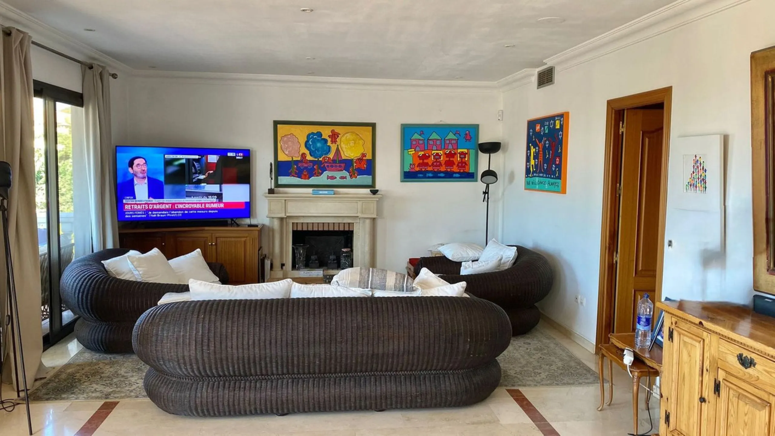 House - Detached Villa в продаже в Marbella, Málaga. В доме 7 спален и 5 ванных комнат. Площадь дома 365 м². Площадь участка 983 м²