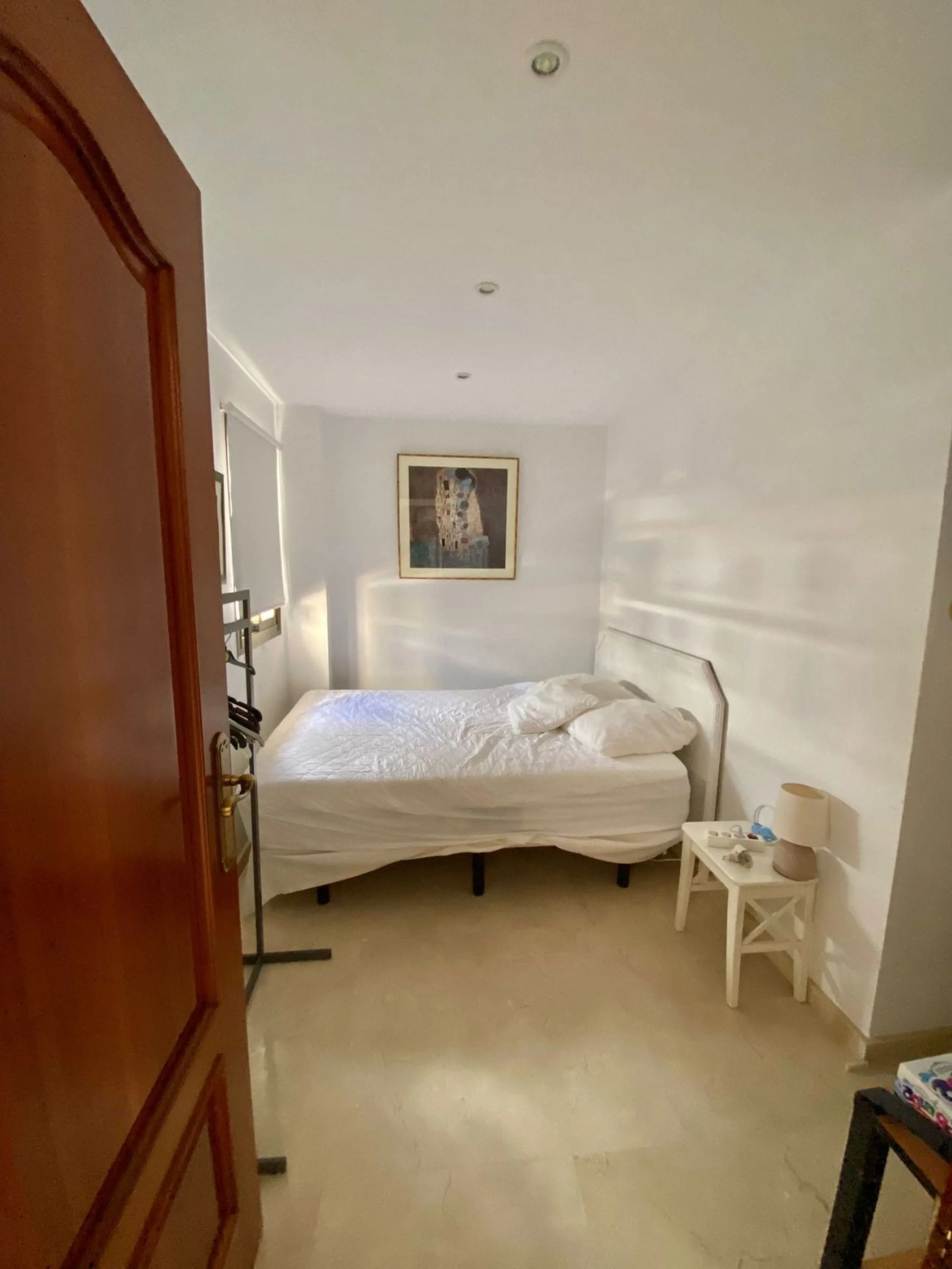 House - Detached Villa в продаже в Marbella, Málaga. В доме 7 спален и 5 ванных комнат. Площадь дома 365 м². Площадь участка 983 м²