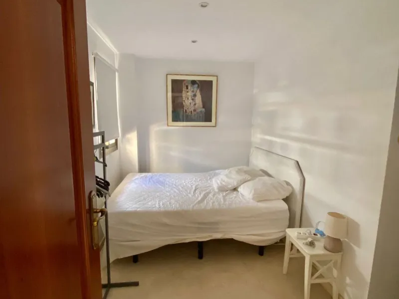 House - Detached Villa в продаже в Marbella, Málaga. В доме 7 спален и 5 ванных комнат. Площадь дома 365 м². Площадь участка 983 м²