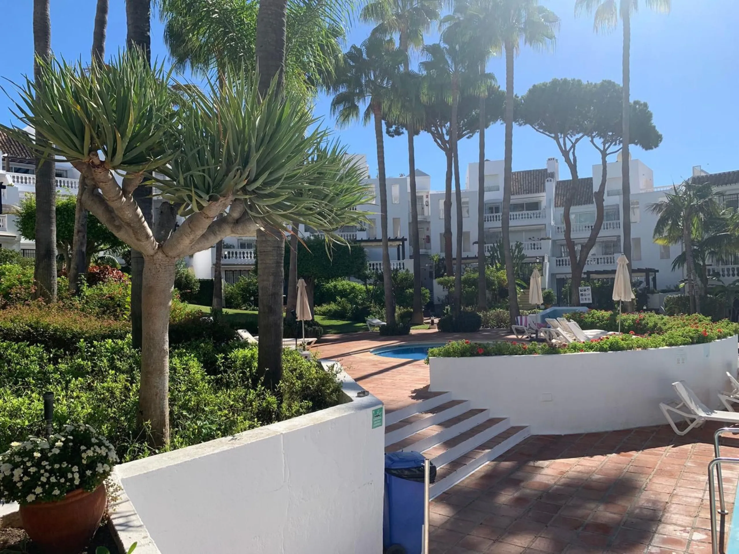 Elegant 3-Bedroom Beachfront Penthouse in White Pearl Beach, Elviria, Marbella
