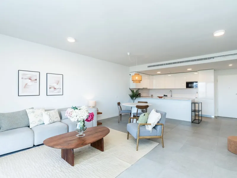 Fantastic duplex penthouse with tourist license. 2 bedrooms and 2 bathrooms with 2 spacious terraces and spectacular views in one of the best urbanization's in La Cala de Mijas