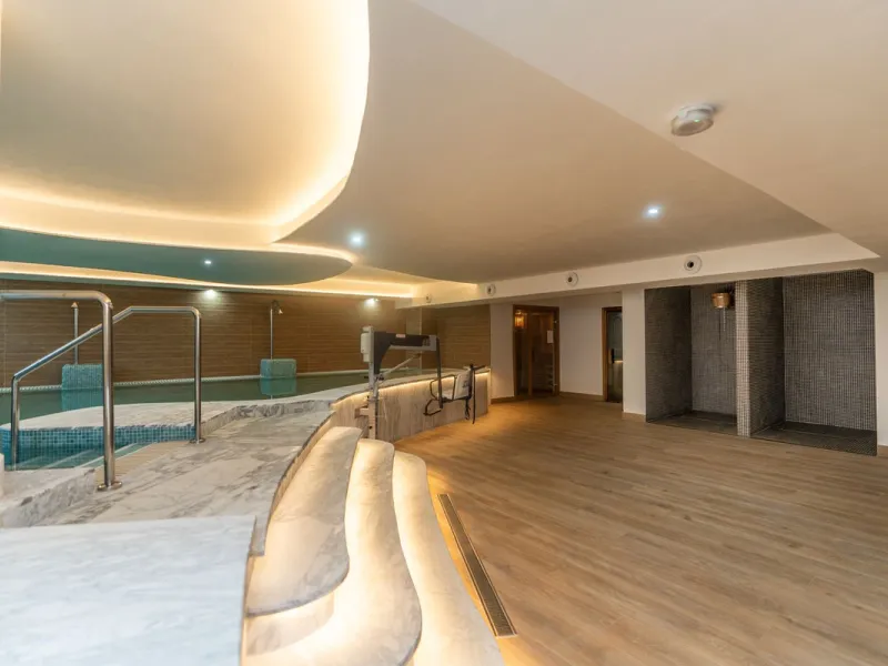 Fantastic duplex penthouse with tourist license. 2 bedrooms and 2 bathrooms with 2 spacious terraces and spectacular views in one of the best urbanization's in La Cala de Mijas