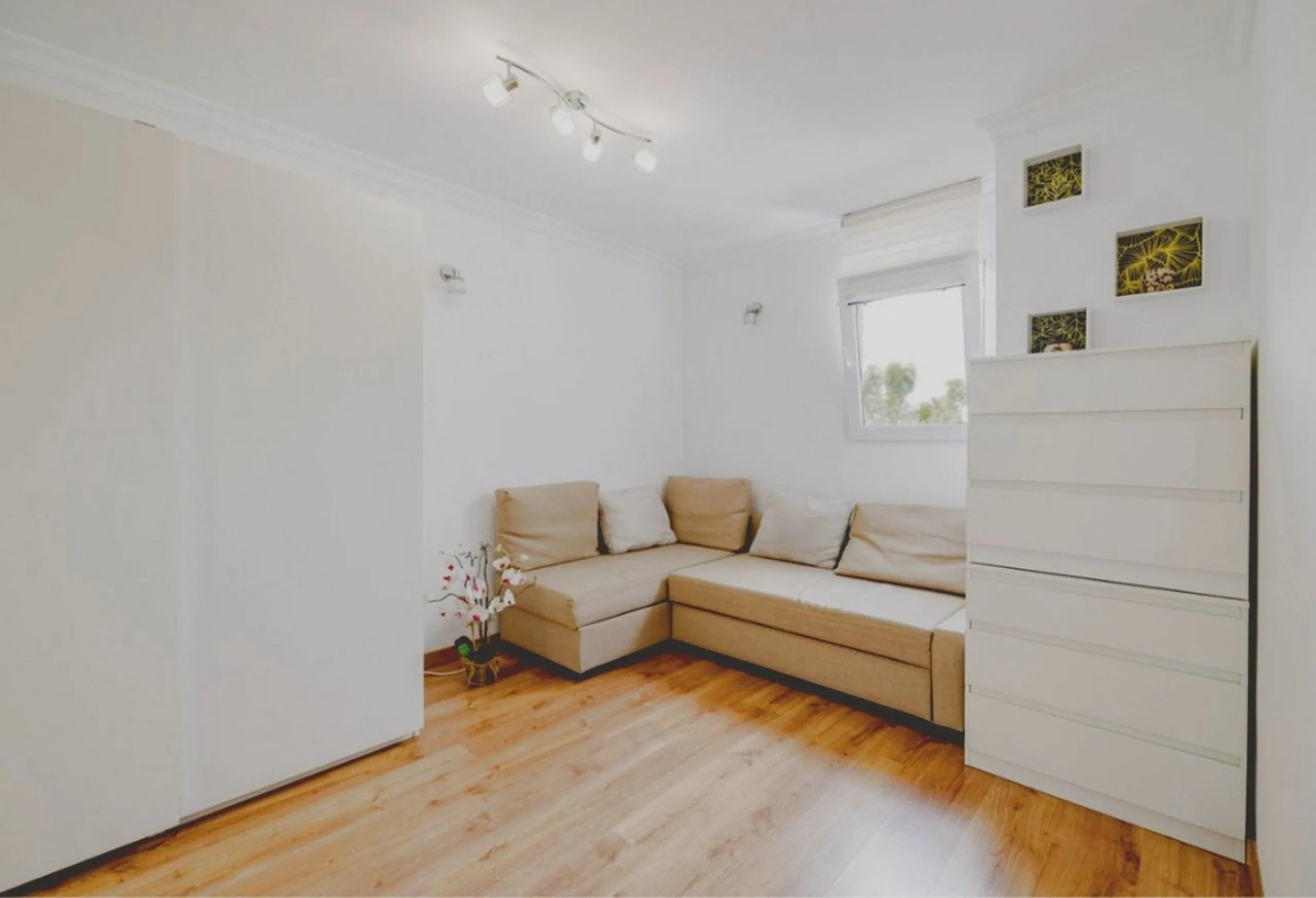 Apartment - Duplex в продаже в Mijas, Málaga. В доме 3 спален и 2 ванных комнат. Площадь дома 99 м²