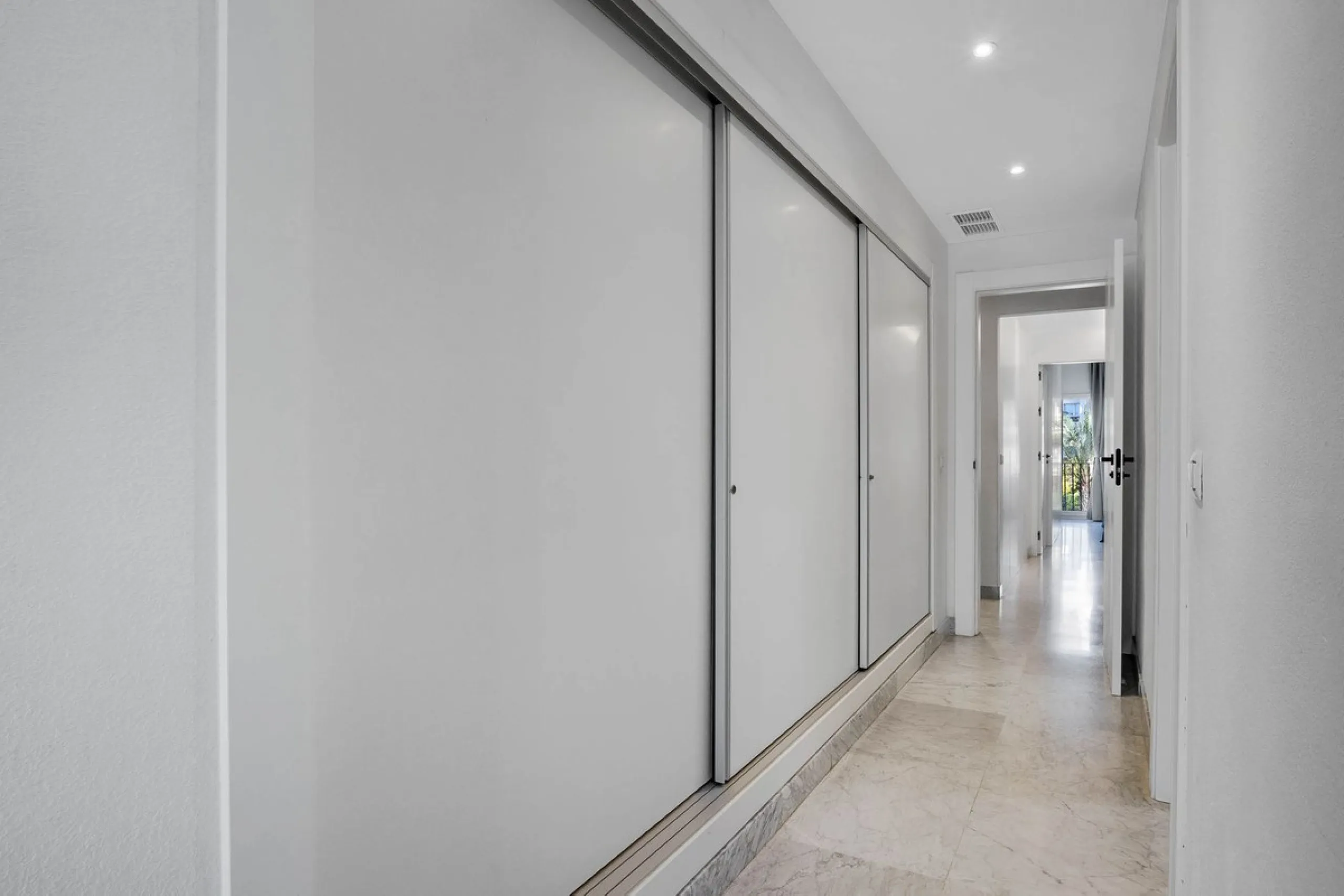Magnificent Apartment for Sale in a Prime Location