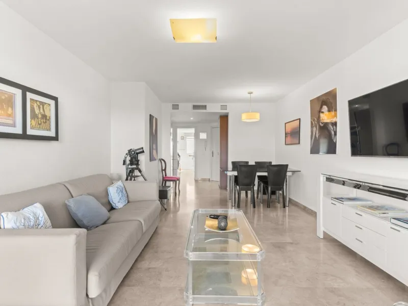 Panoramic Views and Mediterranean Lifestyle