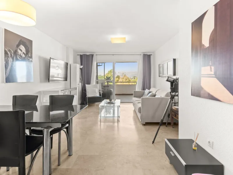 Panoramic Views and Mediterranean Lifestyle