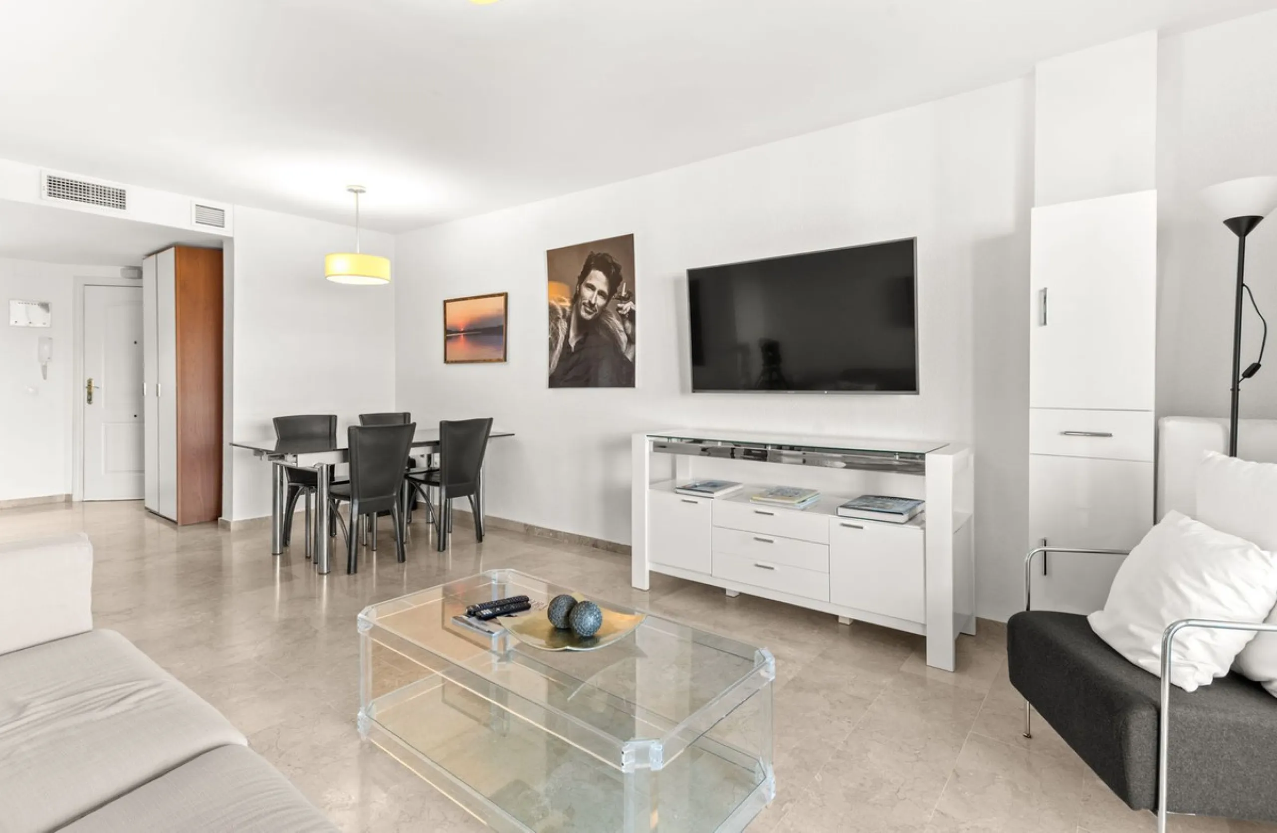 Panoramic Views and Mediterranean Lifestyle