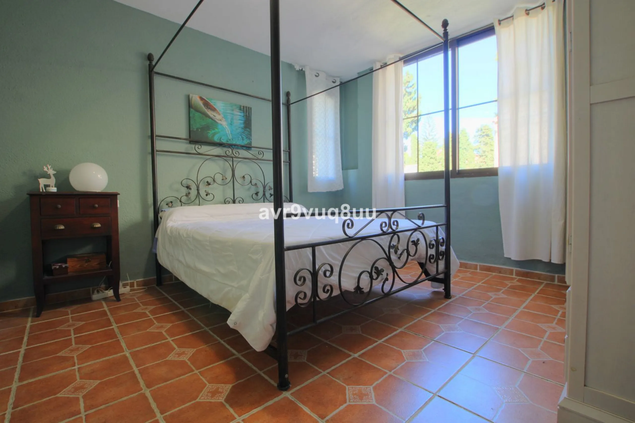 Large family home located in within walking of all the amenities in the area of El Coto.  The ground floor has a large lounge diner, separate fully fitted kitchen, guest toilet, a generous private terrace and upstairs you will find 4 huge bedrooms and a f