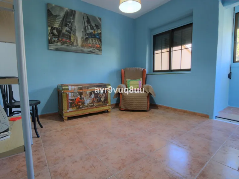 Large family home located in within walking of all the amenities in the area of El Coto.  The ground floor has a large lounge diner, separate fully fitted kitchen, guest toilet, a generous private terrace and upstairs you will find 4 huge bedrooms and a f