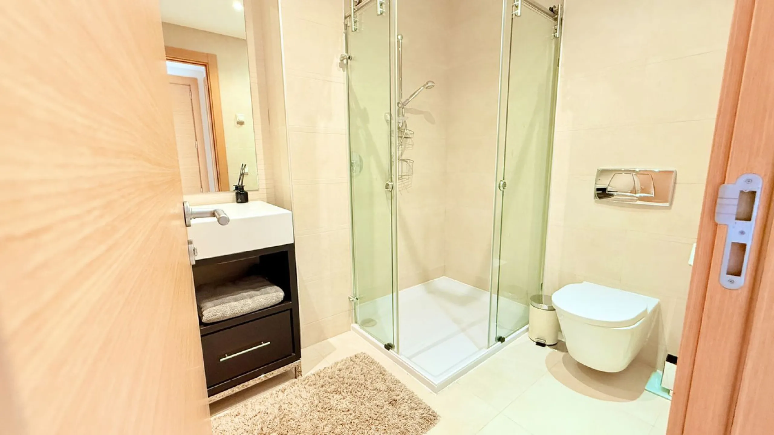Penthouse with Panoramic Sea Views and 3 bedrooms in Altos de los Monteros