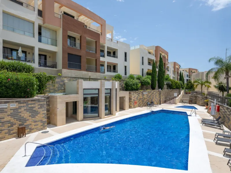 Penthouse with Panoramic Sea Views and 3 bedrooms in Altos de los Monteros