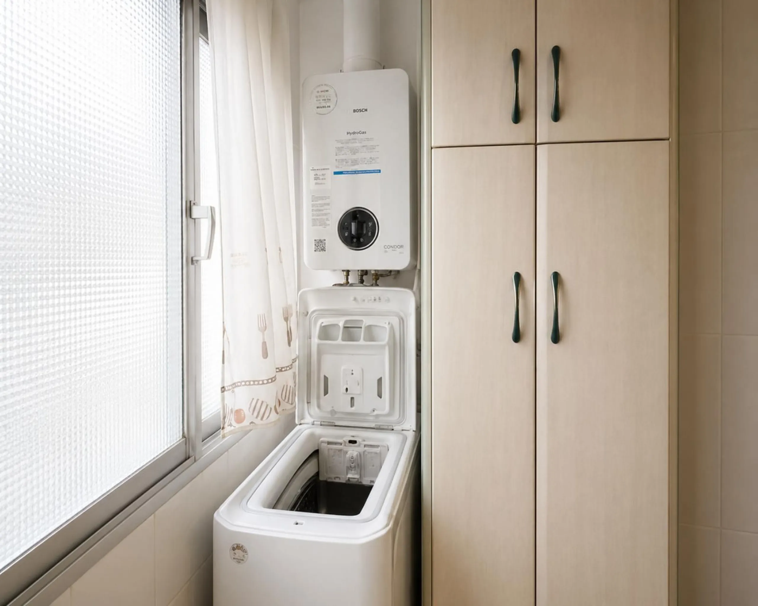 Apartment - Top Floor Apartment в продаже в Málaga, Málaga. В доме 3 спален и 1 ванных комнат. Площадь дома 73 м²