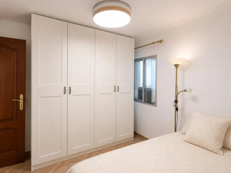 Apartment - Top Floor Apartment в продаже в Málaga, Málaga. В доме 3 спален и 1 ванных комнат. Площадь дома 73 м²