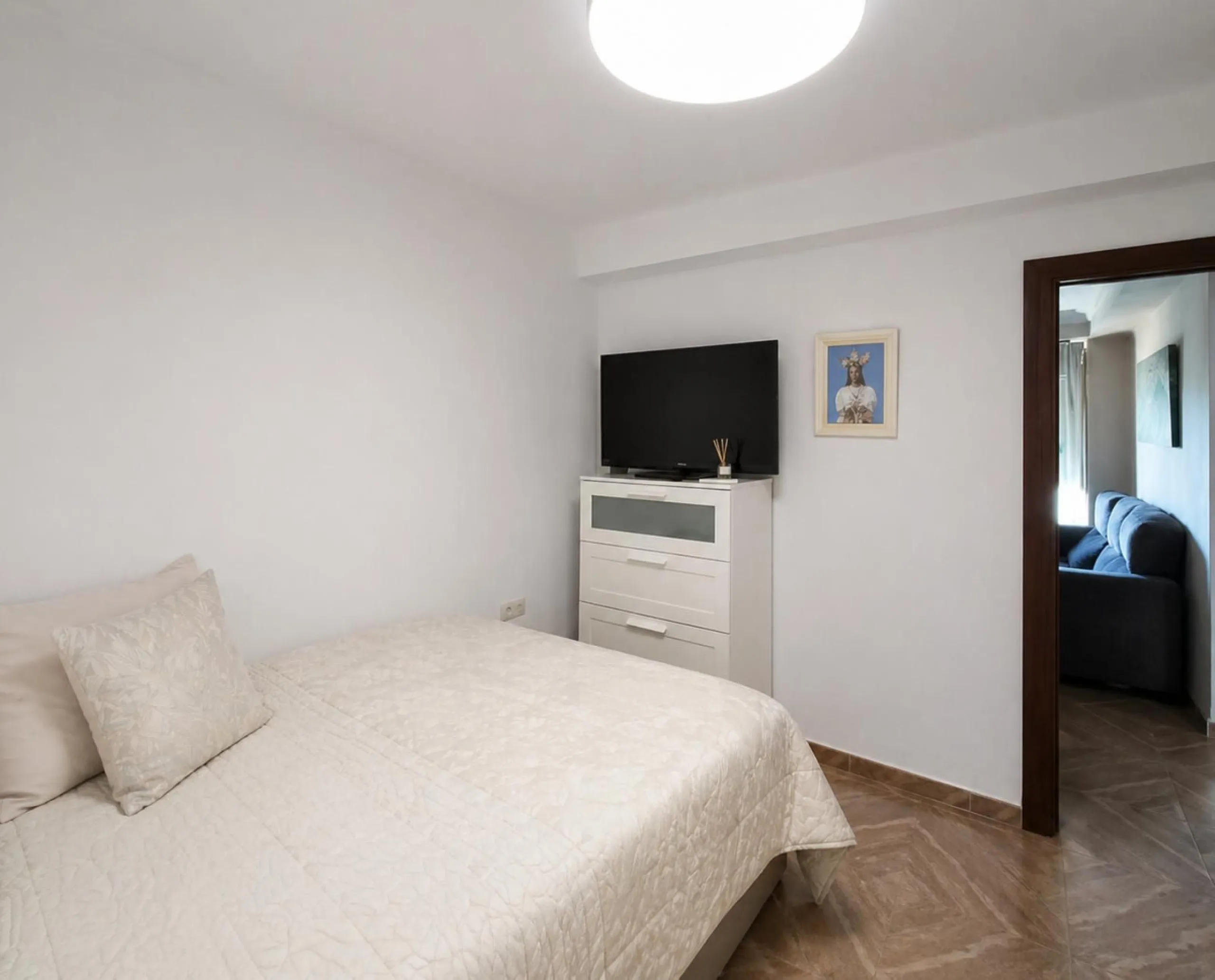 Apartment - Top Floor Apartment в продаже в Málaga, Málaga. В доме 3 спален и 1 ванных комнат. Площадь дома 73 м²