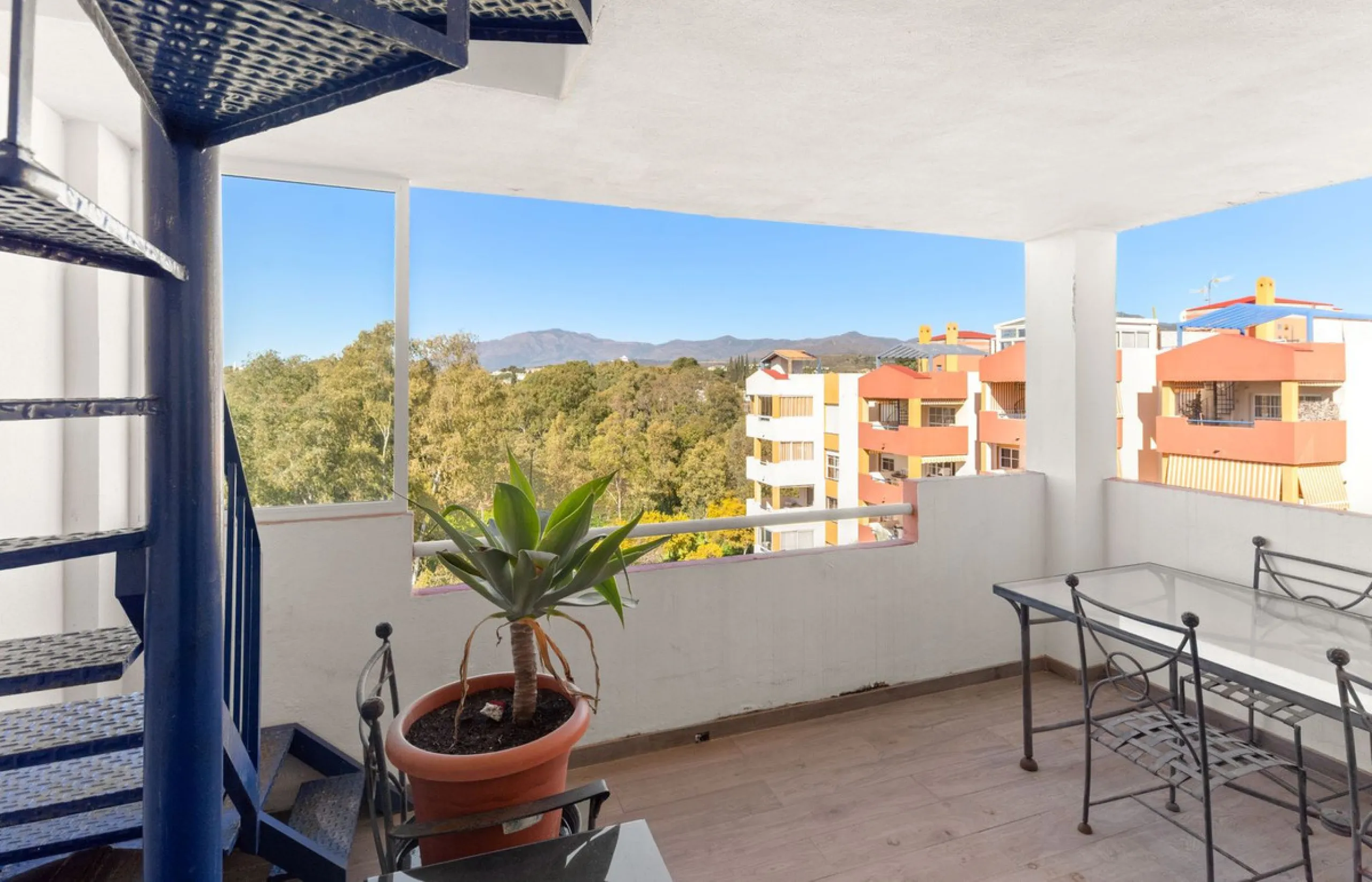 Panoramic Views and Mediterranean Lifestyle