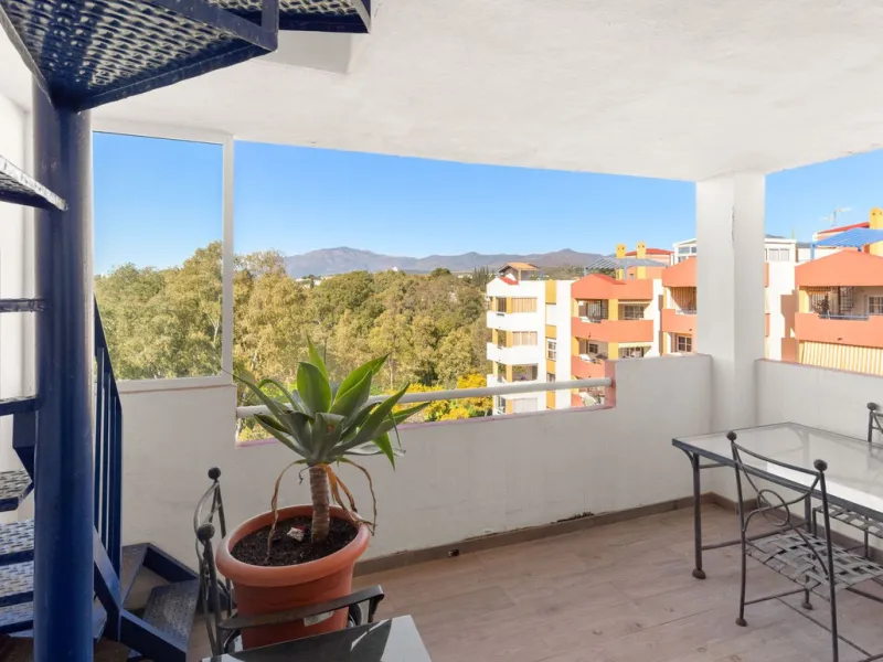 Panoramic Views and Mediterranean Lifestyle