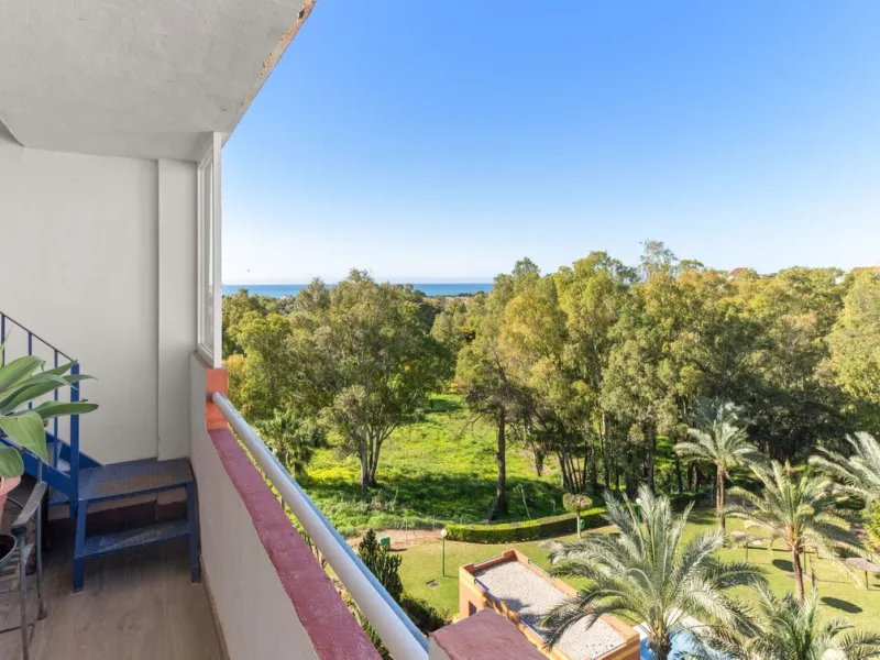 Panoramic Views and Mediterranean Lifestyle