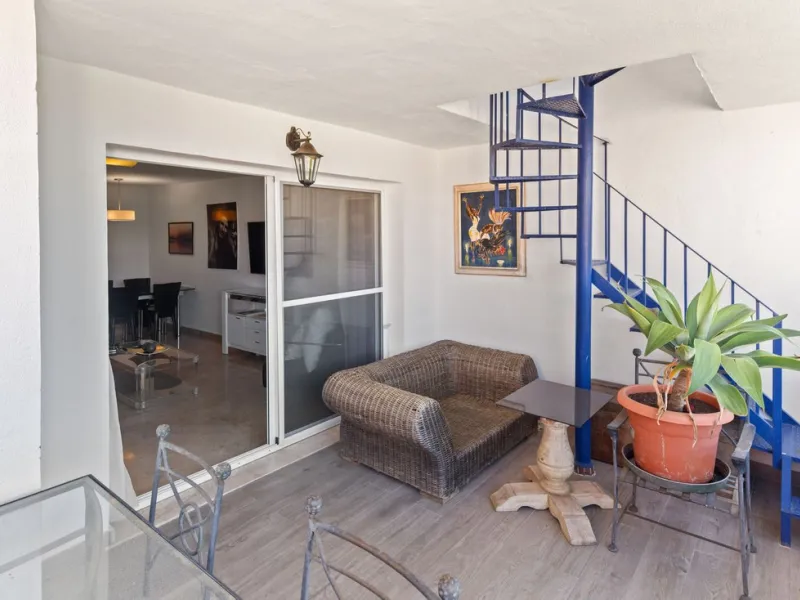 Panoramic Views and Mediterranean Lifestyle