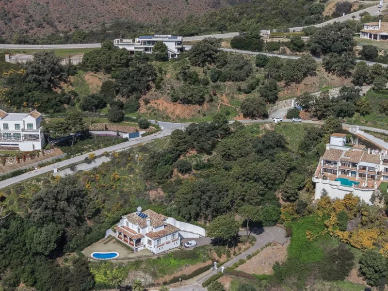 Plot - Residential Plot в продаже в Benahavís, Málaga. Площадь участка 2300 м²