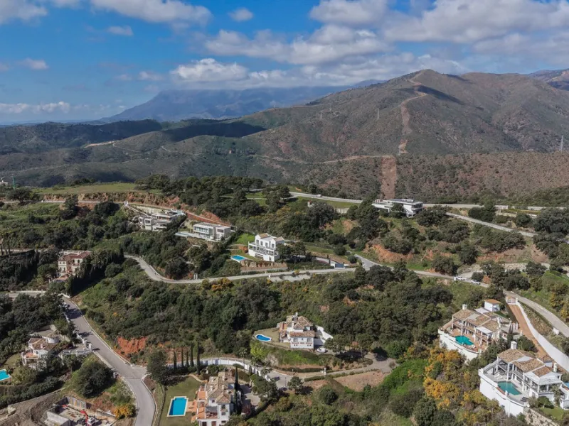 Plot - Residential Plot в продаже в Benahavís, Málaga. Площадь участка 2300 м²