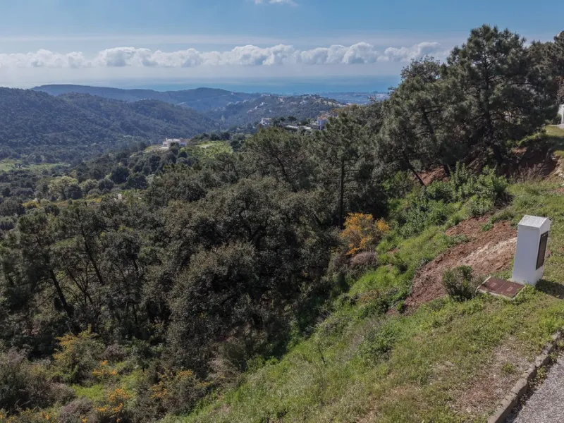 Plot - Residential Plot в продаже в Benahavís, Málaga. Площадь участка 2300 м²
