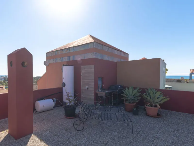 Panoramic Views and Mediterranean Lifestyle