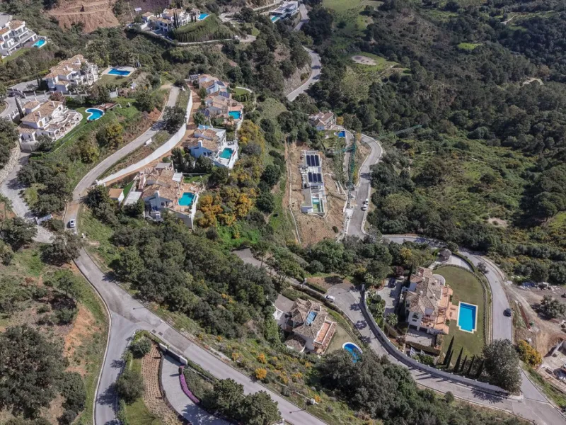 Plot - Residential Plot в продаже в Benahavís, Málaga. Площадь участка 2300 м²