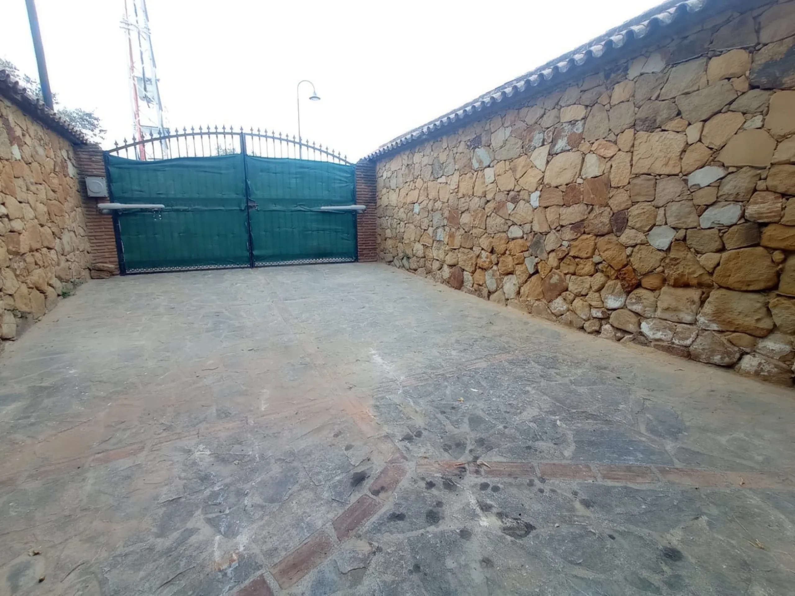 INVESTEMENT RENOVATION PROJECT