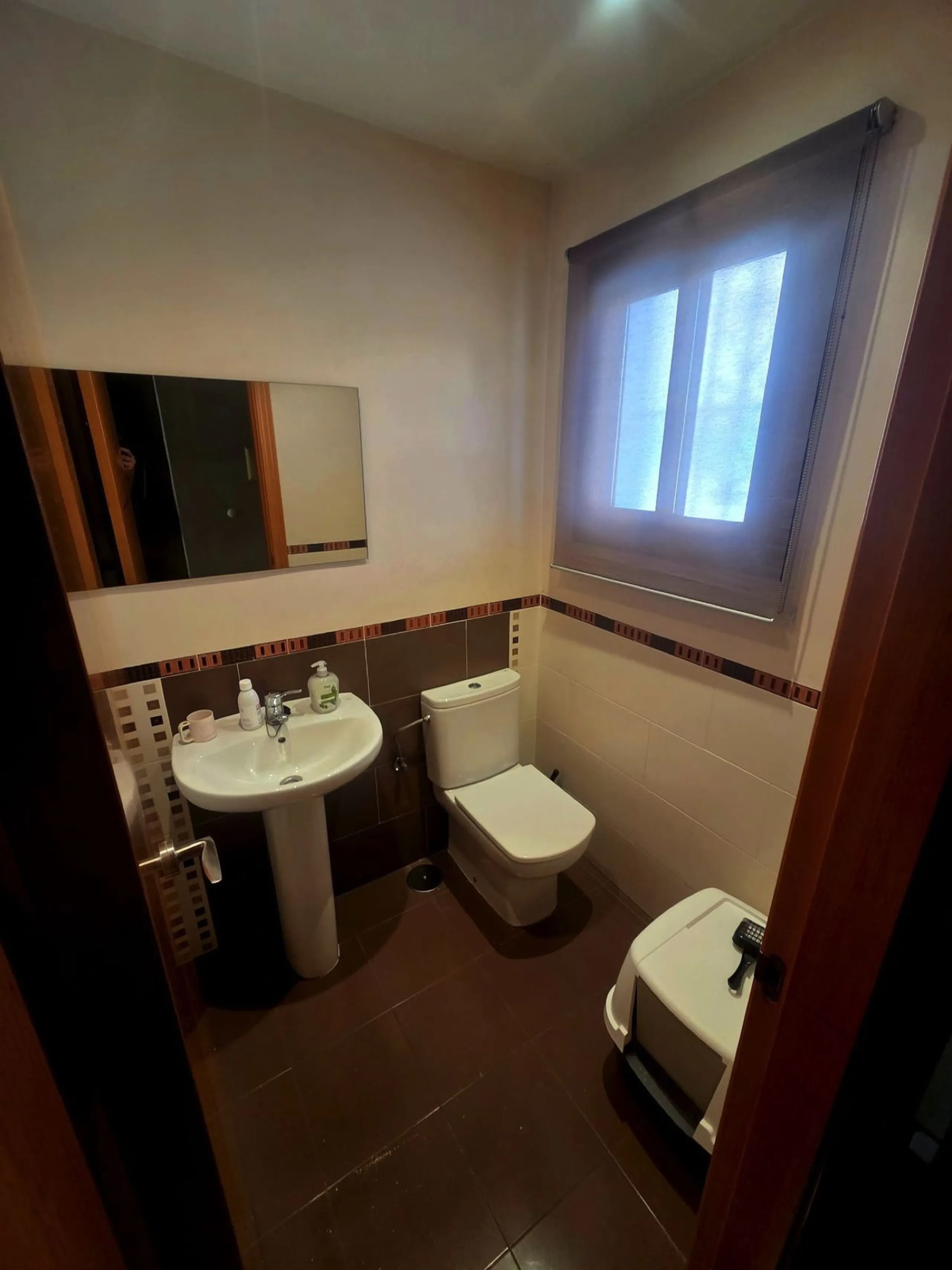 House - Semi-Detached House в продаже в Estepona, Málaga. В доме 3 спален и 4 ванных комнат. Площадь дома 300 м²