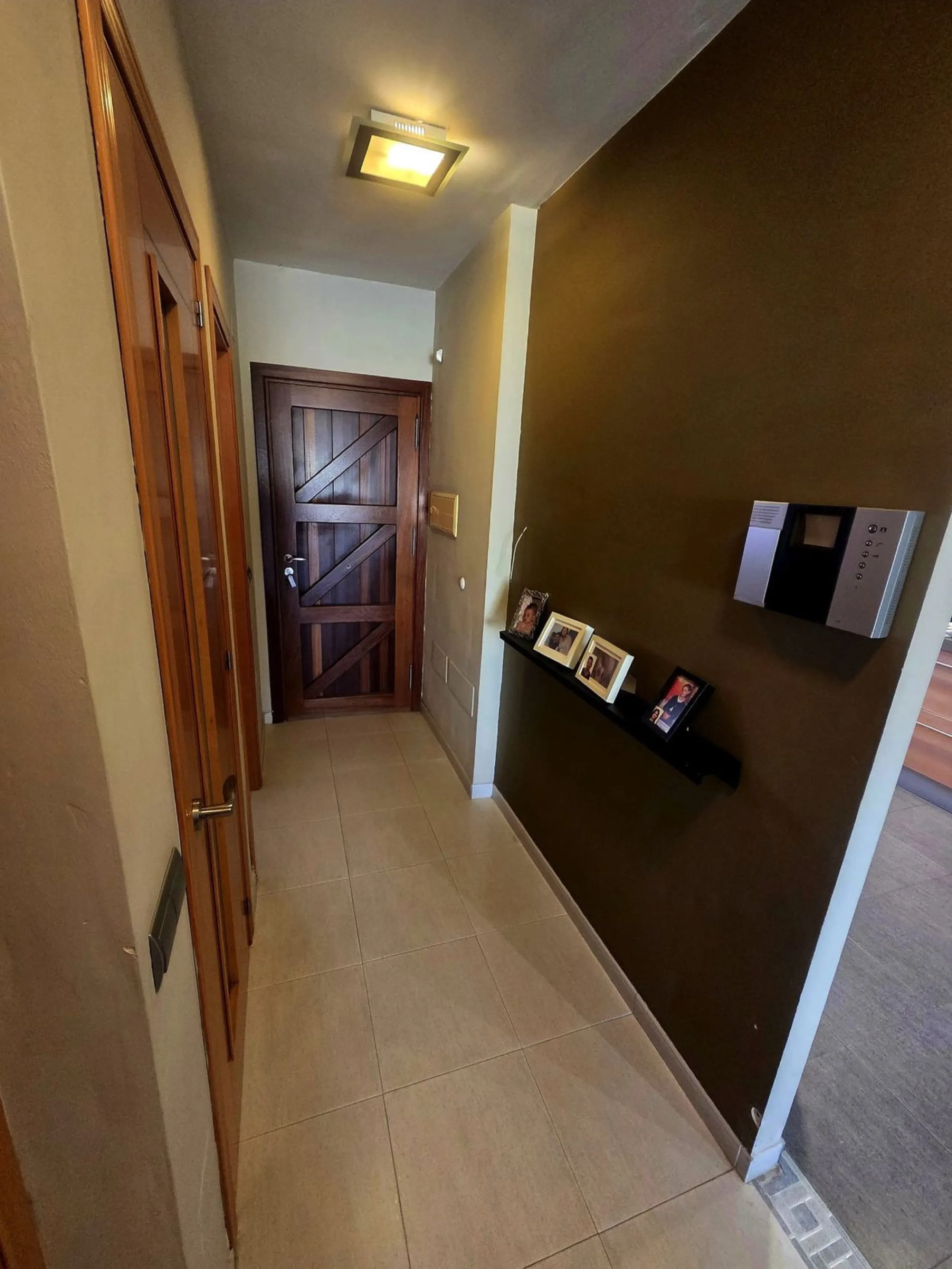 House - Semi-Detached House в продаже в Estepona, Málaga. В доме 3 спален и 4 ванных комнат. Площадь дома 300 м²
