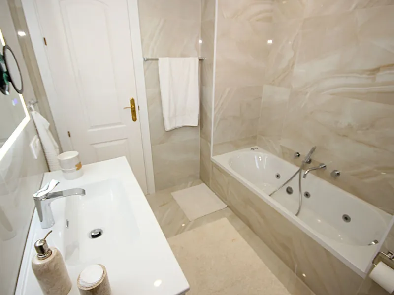 Refurbished Penthouse near Marbella with panoramic views and 24hr Security