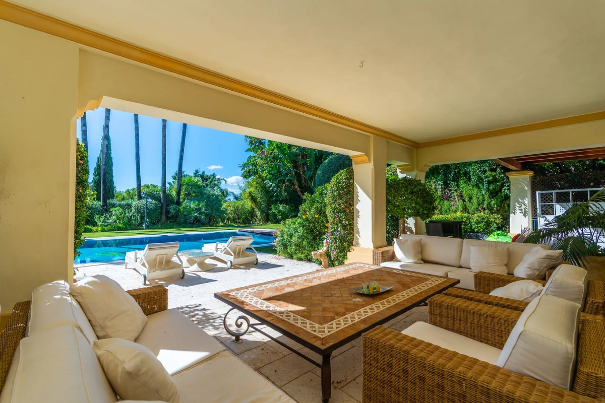 Situated on one of the most prestigious roads in Sierra Blanca, this magnificent villa embodies the essence of Marbella luxury living. Set on an expansive plot of almost 2,000 m², the property enjoys total privacy, lush gardens, and breathtaking sea views