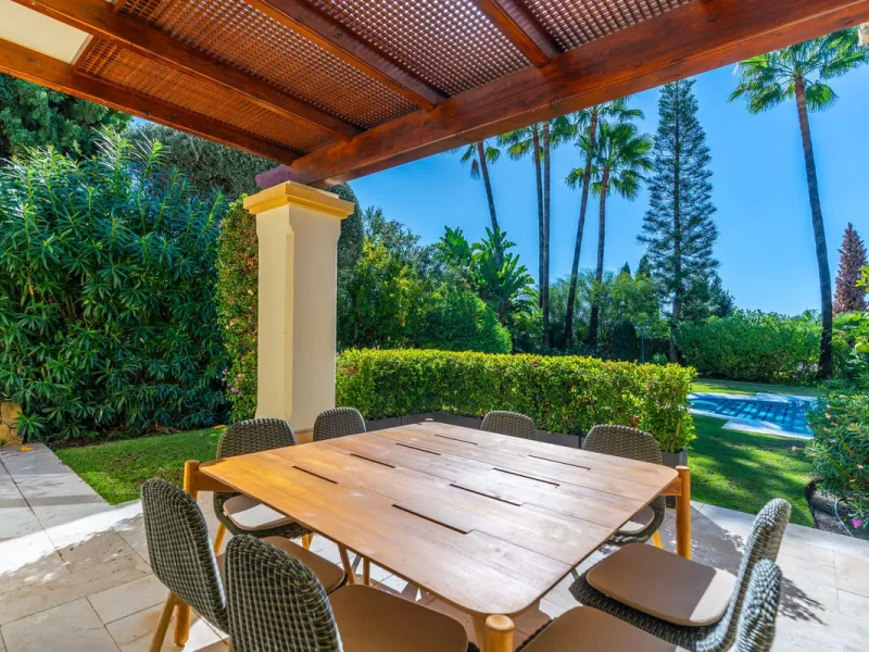 Situated on one of the most prestigious roads in Sierra Blanca, this magnificent villa embodies the essence of Marbella luxury living. Set on an expansive plot of almost 2,000 m², the property enjoys total privacy, lush gardens, and breathtaking sea views