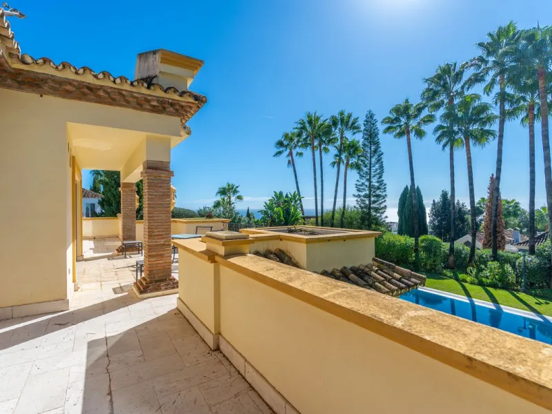 Situated on one of the most prestigious roads in Sierra Blanca, this magnificent villa embodies the essence of Marbella luxury living. Set on an expansive plot of almost 2,000 m², the property enjoys total privacy, lush gardens, and breathtaking sea views
